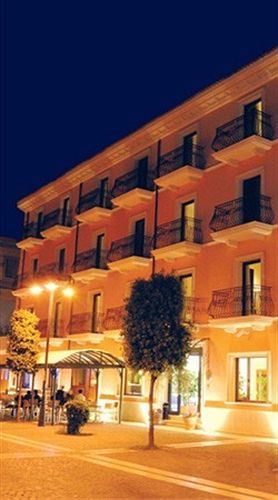 Palazzo Foti Hotel Кротоне Екстер'єр фото